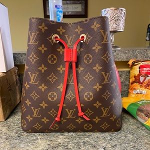 SOLD!!! SOLD!!!    Authentic Louis Vuitton Neo Noe